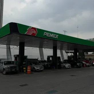 imgi_12_Estacion-pemex-scaled-rdn2vi3jrzj2h1vgsilhjhajqsvjlr47sr1q7s5kgg